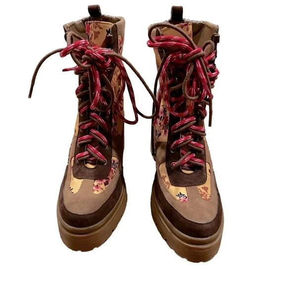 Gianni Bini throw back combat boots Floral  multi color 2 laces Size 9 NWOB - Picture 2 of 12